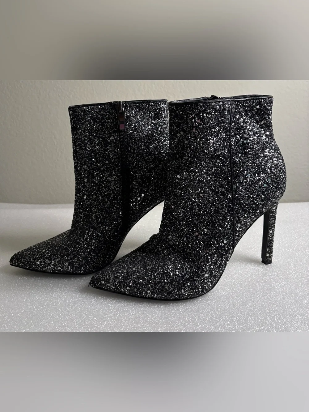Nine West Black Silver Glitter Pointed Toe Stiletto Ankle Booties Heels Size 6.5